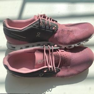 Women’s On Cloud Sneakers